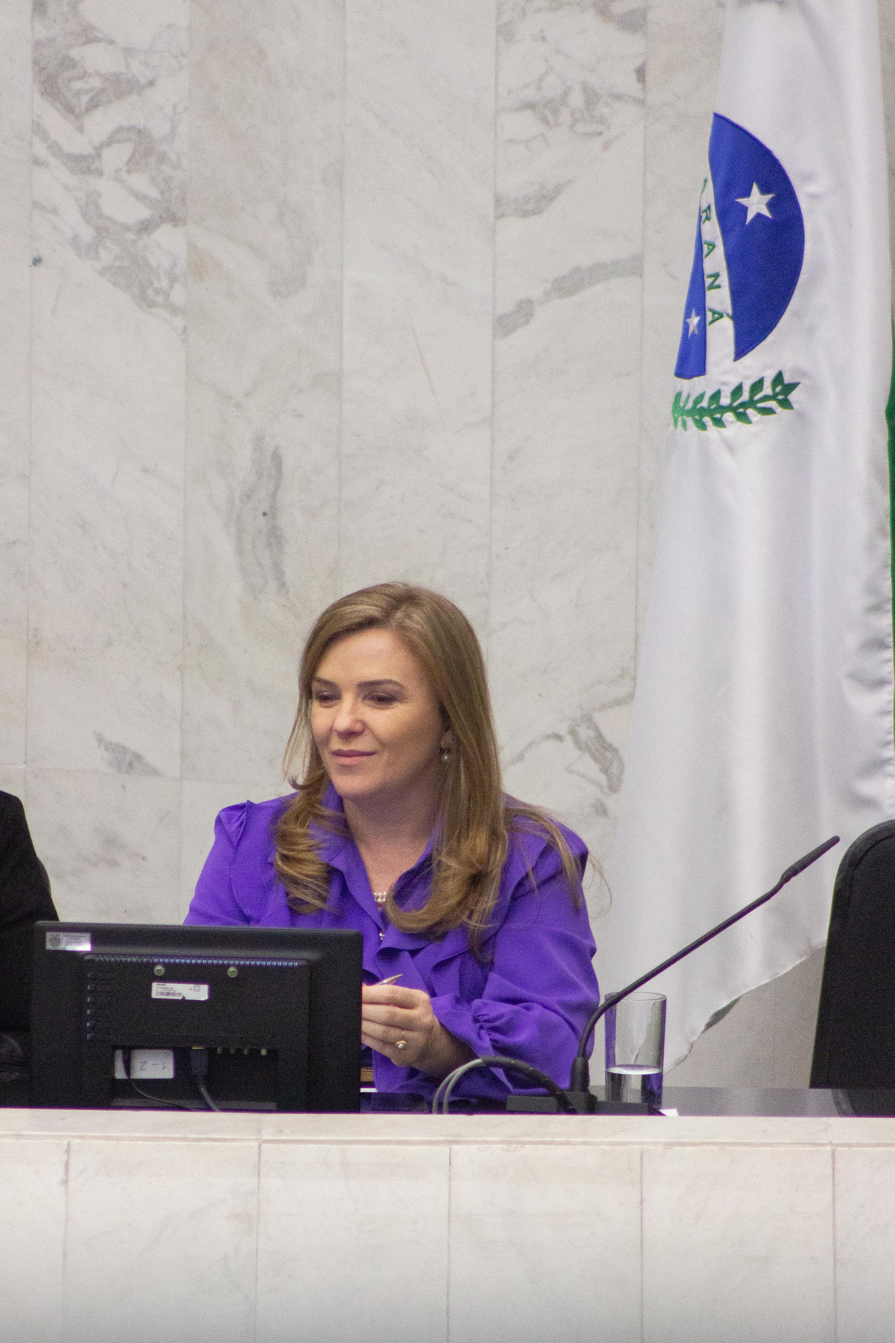 Governo do Paraná apoia expansão de procuradorias da mulher pelo Estado