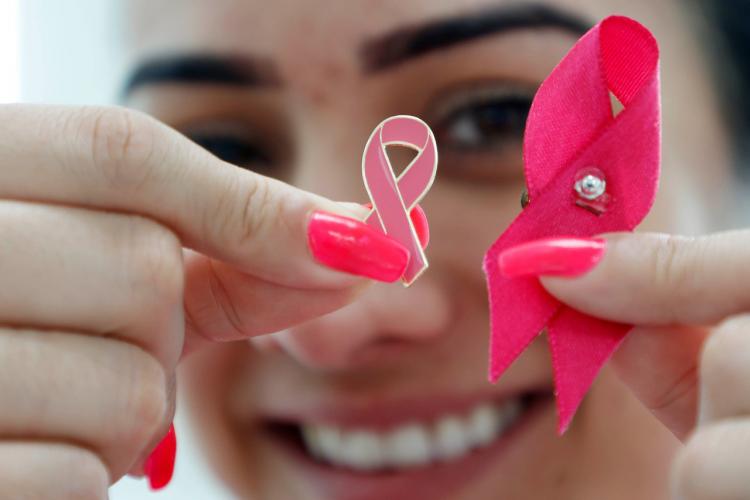 Outubro Rosa: Paraná promove palestra sobre prevenção ao Câncer de Mama.