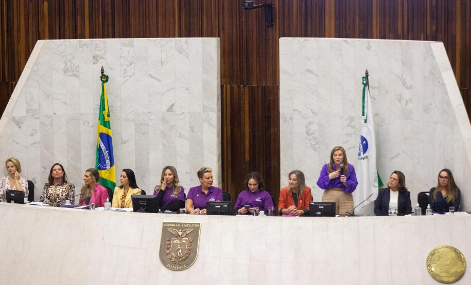 Governo do Paraná apoia expansão de procuradorias da mulher pelo Estado