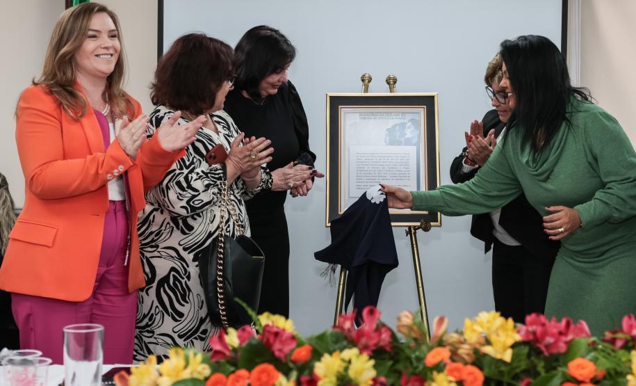 Secretária participa da instalação da Ouvidoria da Mulher no TJPR