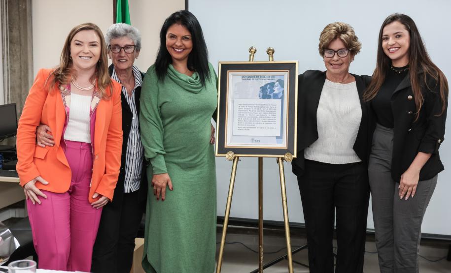 Secretária participa da instalação da Ouvidoria da Mulher no TJPR