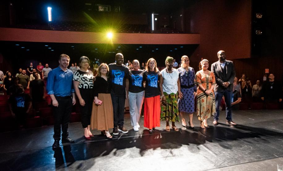 Governo promove seminário para servidores sobre racismo institucional