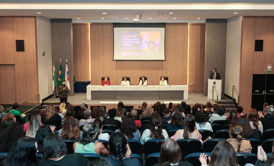Um ano depois evento celebra resultados do pacote de ações na proteção e valorização das mulheres servidoras