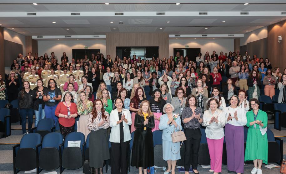 Um ano depois evento celebra resultados do pacote de ações na proteção e valorização das mulheres servidoras