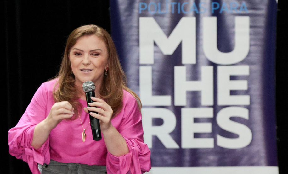 seminário sobre Política de cuidados para igualdade de gênero