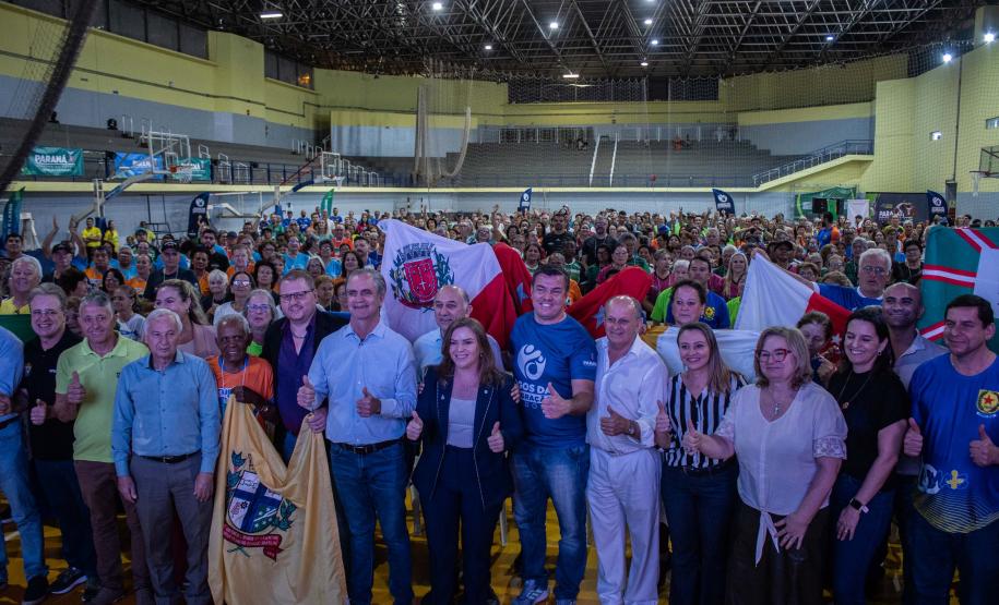 Com muita animação, Jogos da Integração do Idoso reúnem mais de 800 atletas em Maringá