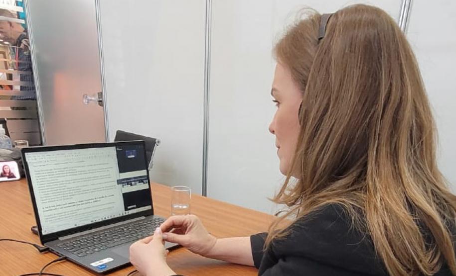 Paraná compartilha experiência sobre políticas de cuidado em painel do BID