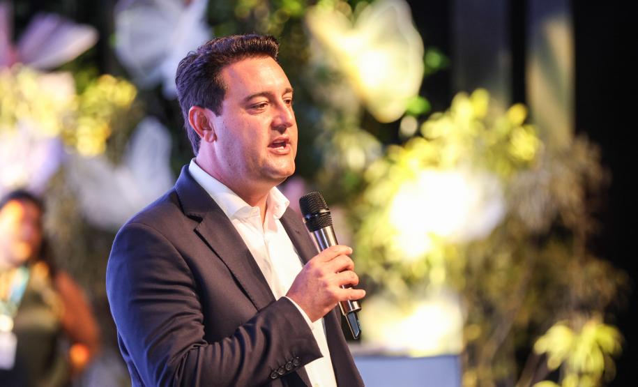 Evento “Paraná Unido Pelas Mulheres - As Protagonistas” destaca ações integradas que contribuíram para a queda dos feminicídios no Estado. Foto: Robson Mafra/Semipi