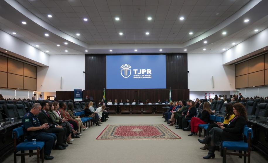V Fórum Paranaense de Violência Doméstica e Familiar contra a Mulher